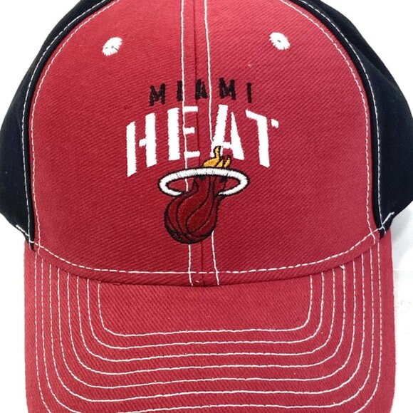 Miami Heat 2014 Adjustable Red & Black NOS Cotton Logo Cap - Picture 3 of 7